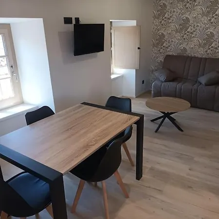 Chez David - Vacances Sous Les Toits Brioude Buitenkant foto