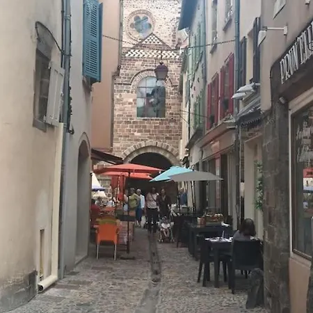 Chez David - Vacances Sous Les Toits Brioude Buitenkant foto